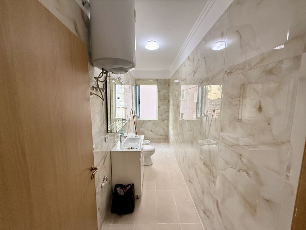 📣 SHITET Apartament 2+1 📍Fresk, Rruga e Dajtit, Prane Market Klodi ✨