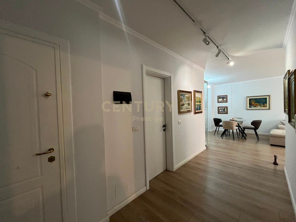 JEPET ME QIRA APARTAMENT 1+1 – RRUGA E SALËS, TIRANE!