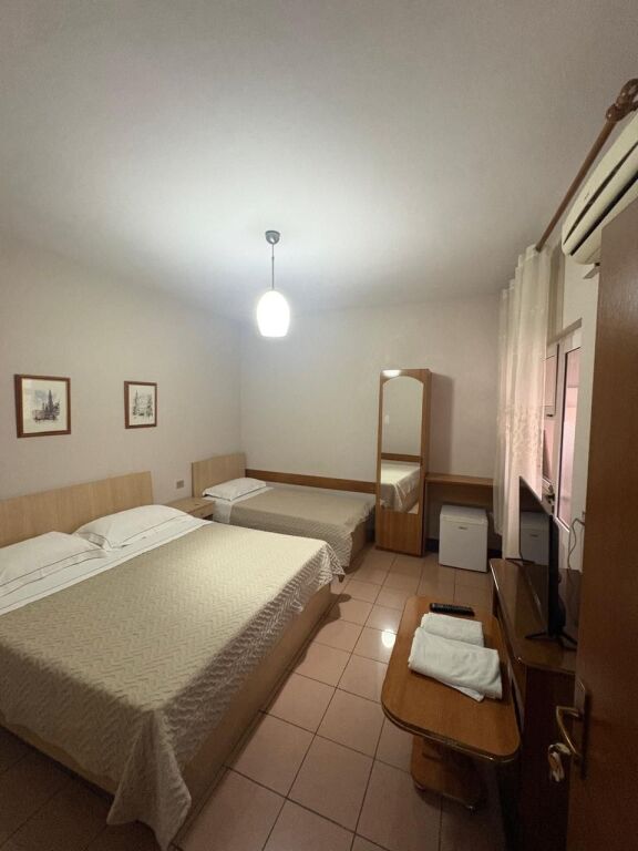 Affitto | Vilë 2 + 1 | Selvia | 400 €/mese