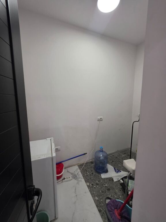 🩺 Ambiente per Clinica in Affitto – Posizione Premium nel Comune di Parigi