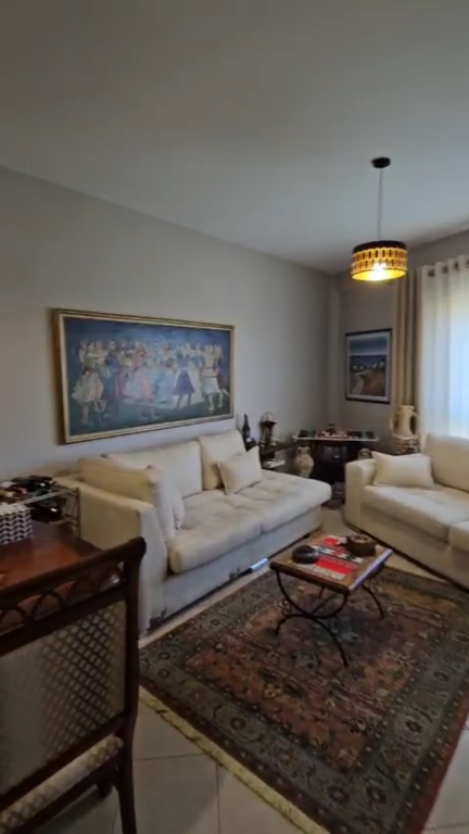 Apartament 1+1 per shitje Rruga e Kavajes !