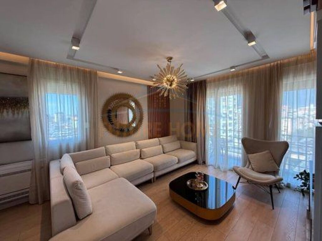 Shitet, Apartament 3+1+2+ Post Parkimi, Rruga Mihal Grameno, Tirane
