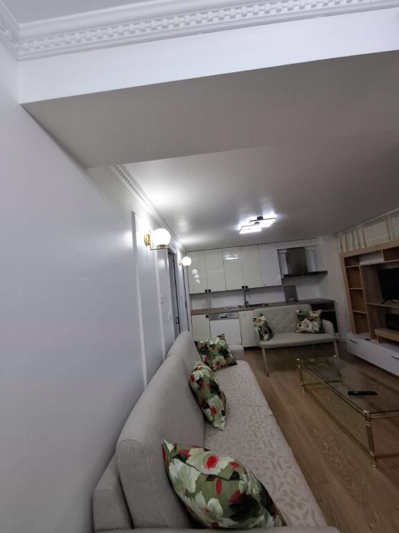 JEPET APARTAMENT ME QERA 2+1, YZBERISHT