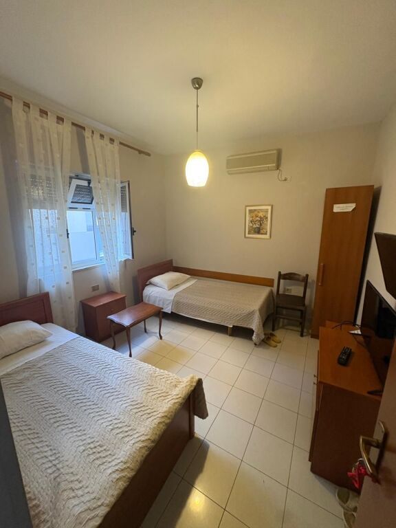 Affitto | Vilë 2 + 1 | Selvia | 400 €/mese