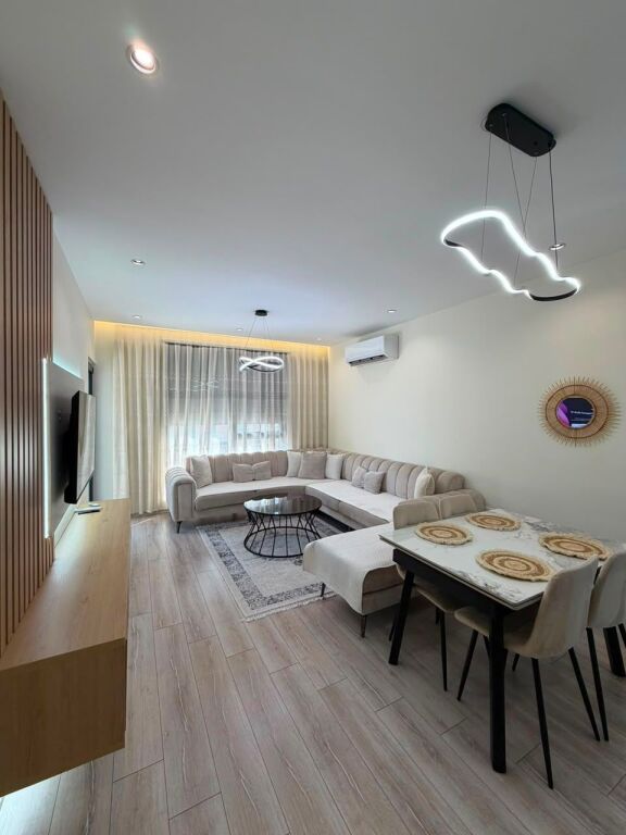 For rent 1+1 apartment at UET Porcelan, super furnished