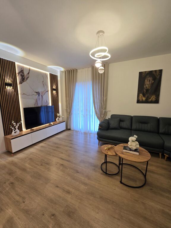 Apartament 1+1 me Qira Linze Tirane
