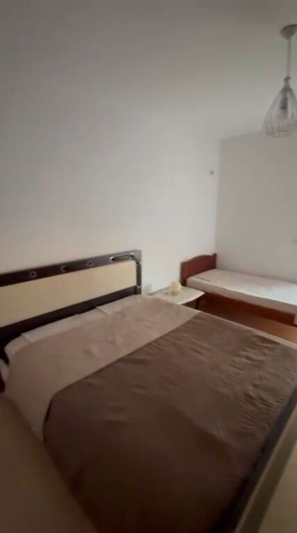 Apartament me qera 2+1+2 tek Ambasada Amerikane