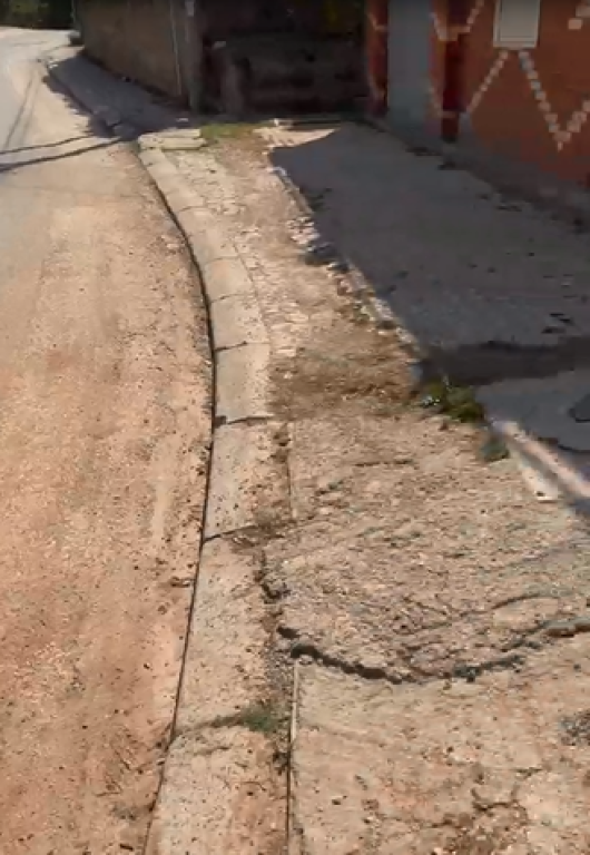Shitet toke 800m Rruge kryesore Shkoze Lanabregas 86€ m2