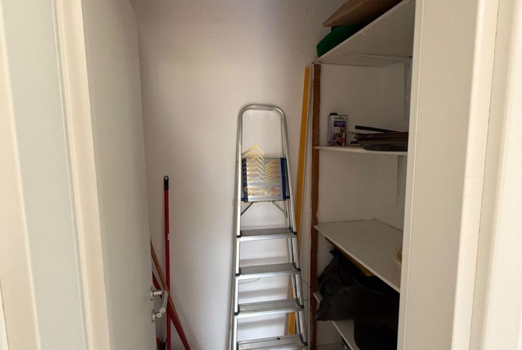 Affitto, Locale Commerciale 3+1+2blk, Via Elbasan, 800 Euro/mese Netto