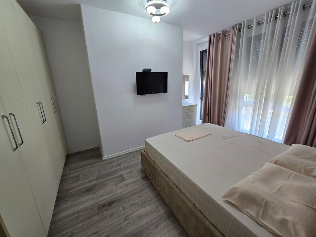 Qera, Apartament 1+1 Fusha e Ali Demit Tirane