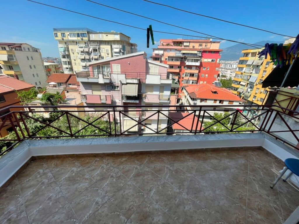 For sale, Apartment 1+1, Kodra e Diellit, Tirane . Empire71913