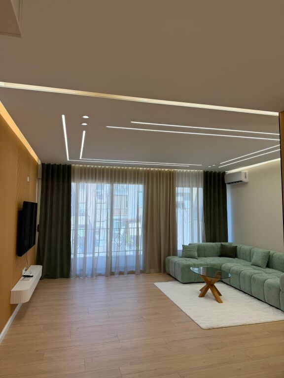 YZBERISHT APARTAMENT 2+1 PER SHITJE!