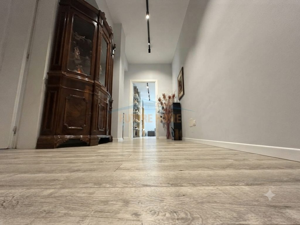 Qira, Apartament 3+1+2, Stacioni Trenit, Tiranë