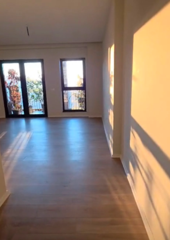 ✅ LOCALE UFFICIO IN AFFITTO | Garden Building
