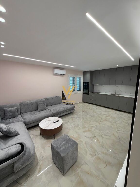 APARTMENT 2+1+2 FOR RENT ON ELBASAN STREET 1,000 EURO