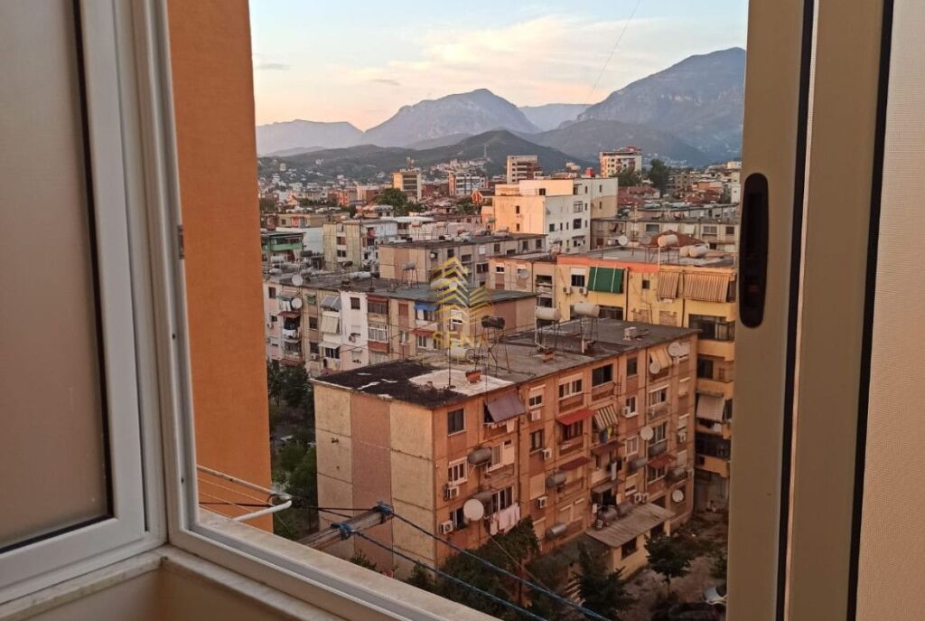 Qira, Apartament 1+1+blk, Porcelan – Pas UET, 40.000 Lek/muaj