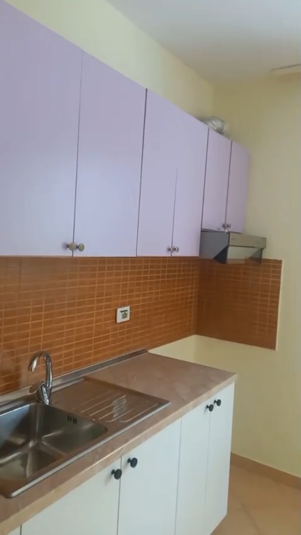 Appartamento 2+1+ parcheggio vuoto in Ali Demi !