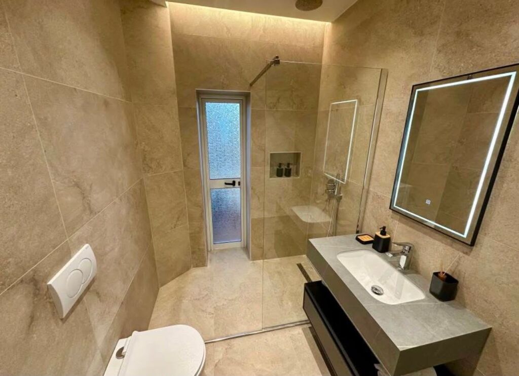 Apartament 2+1 me qira – Ali Demi (pranë Drejtorisë së Përgjithshme të Policisë)