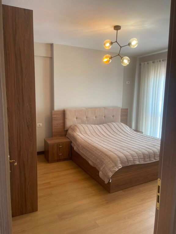 🏡 Apartament 1+1 me Qira – Përballë Shkollës "Bashkuar", mbi 365 Spa &amp; Sport