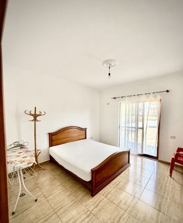 Affitto | Apartament 3 + 1 | Autostrada Tiranë–Durrës | 600 €/mese