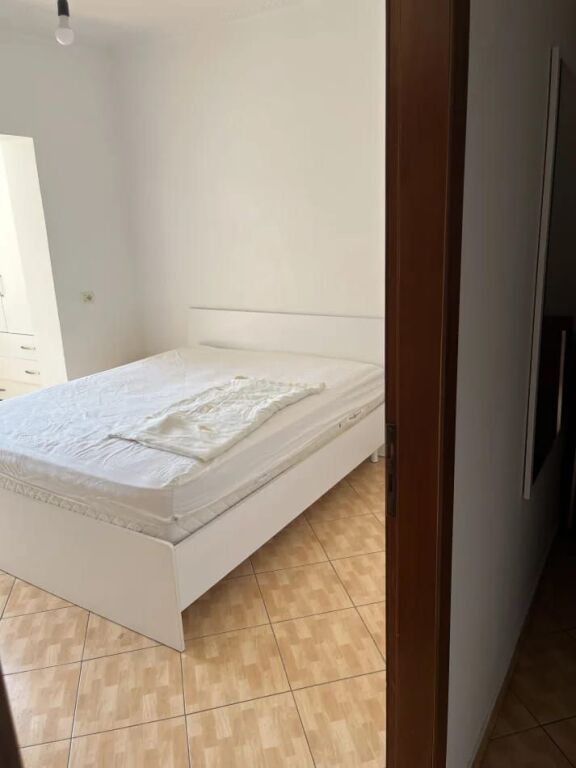 Affittasi Appartamento 1+1+1 Balcone