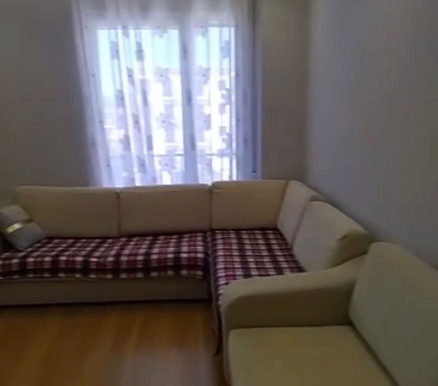 Apartament me qera 2+1 Kamez