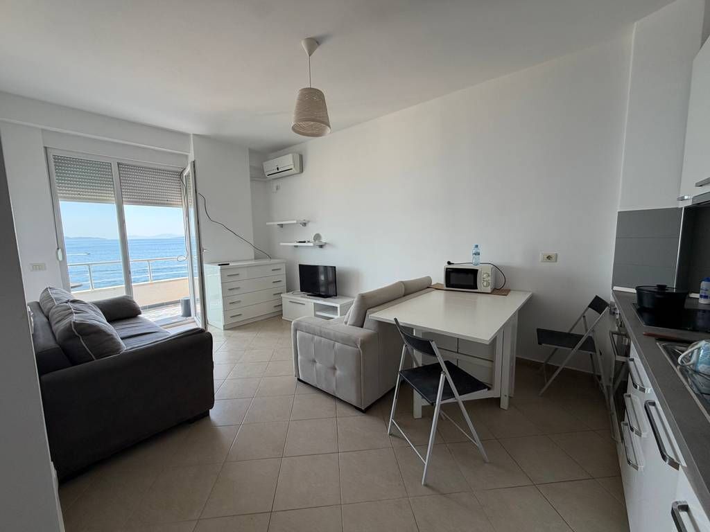 VENDIAMO APPARTAMENTO CON VISTA APERTA SUL MARE + POSTO AUTO, SARANDE