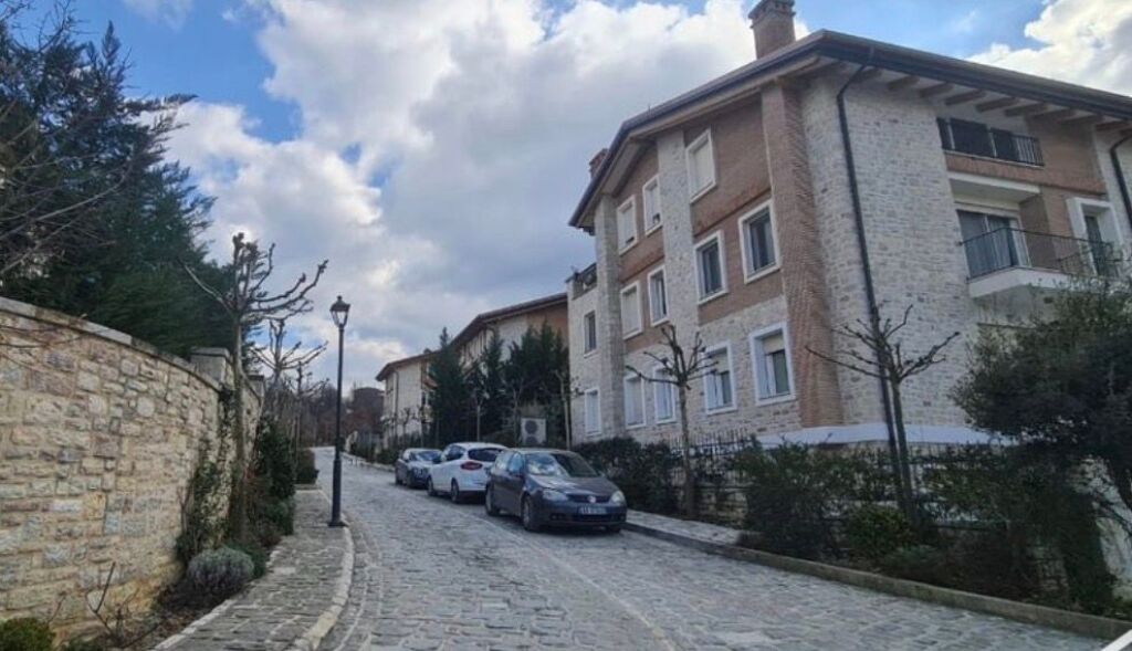Vile luksoze me qira Secret Garden