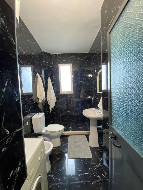 Qera | Apartament 2 + 1 | Rruga Bardhyl | 600 €/muaj