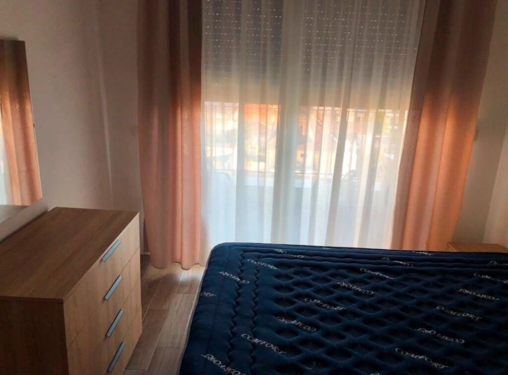 Jepet Me Qera Apartament 1+1+1 Ballkon