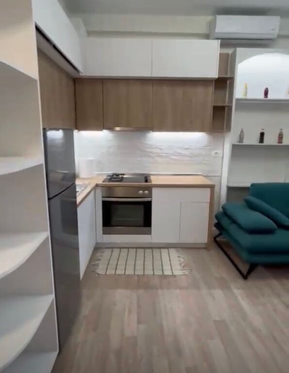 Appartamento 1+1+1 con Balcone in Affitto