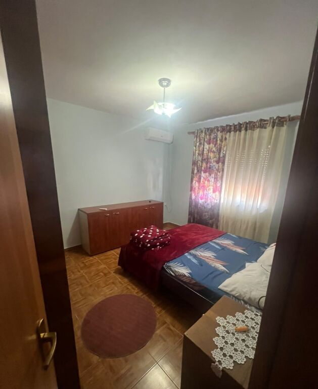 Qera | Apartament 1 + 1 | Xhamlliku | 450 €/muaj
