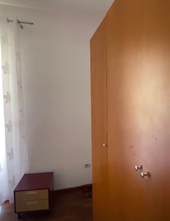 Affittasi Appartamento 2+1+1 con Balcone
