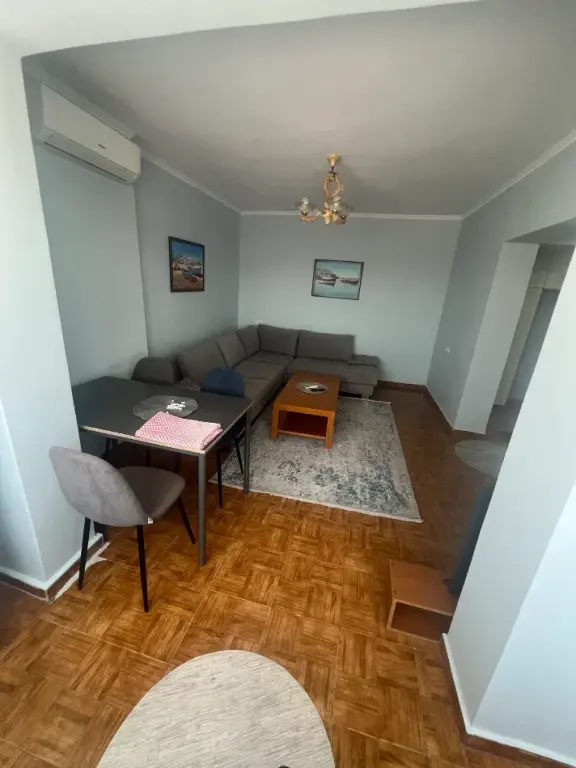 Affitto | Apartament 1 + 1 | Pran QSUT | 400 €/mese