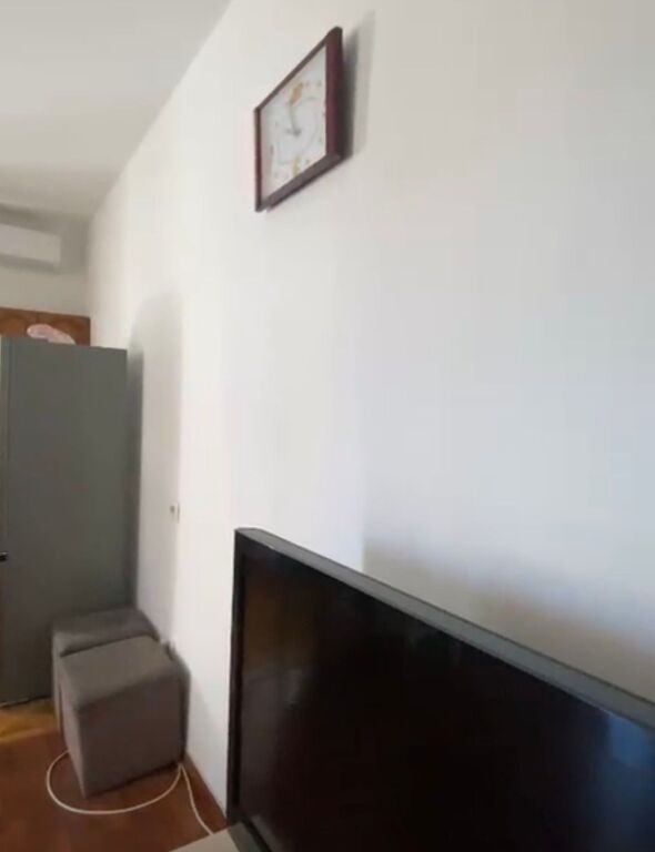 Affittasi Appartamento 2+1+1 con Balcone