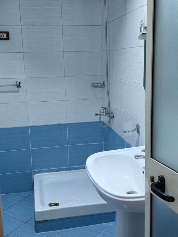OCCASION! APARTMENT FOR SALE 2+1+2+2 balconies - KTHESA E KAMZES
