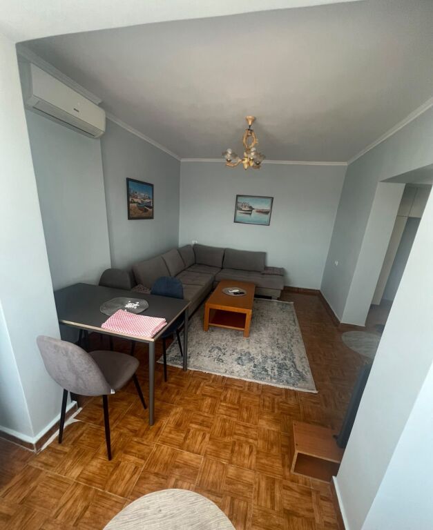 Qera | Apartament 1 + 1 | Xhamlliku | 450 €/muaj