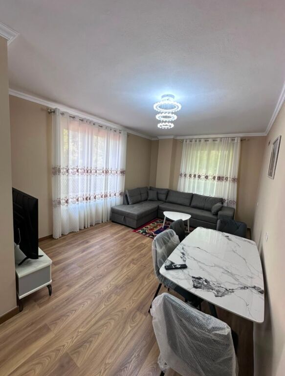 JEPET ME QERA APARTAMENT 2+1 NE ZONEN E VOLLGES, DURRES