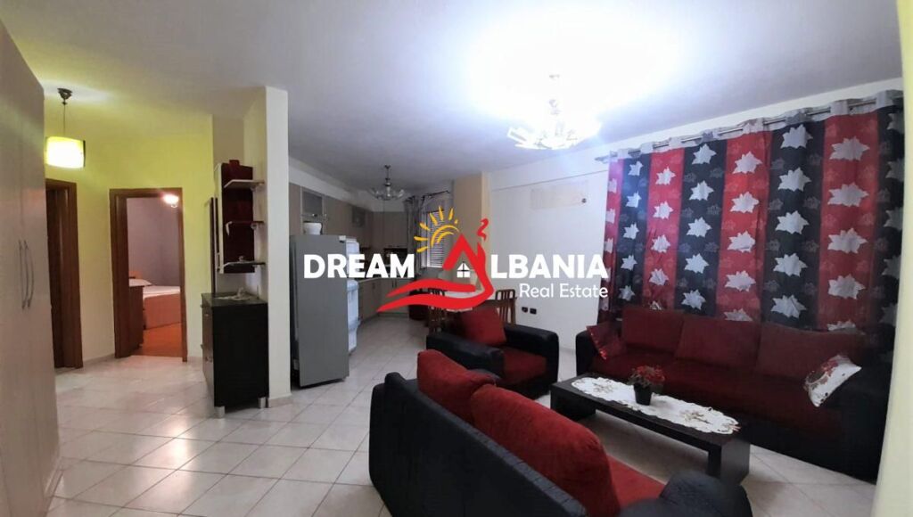 Ne zonen e Bllokut, prane Gardes jepet apartament 2+1 me qera(ID 42211264)
