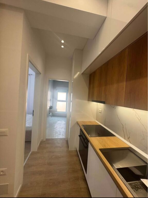 Tirane, apartment 1+1 for rent, 3rd floor, 75 m² (mangalem complex)