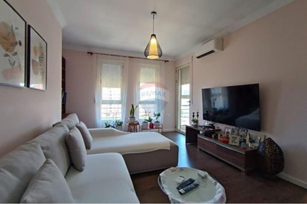 Apartament Luksoz 1+1 me qera ne Don Bosko