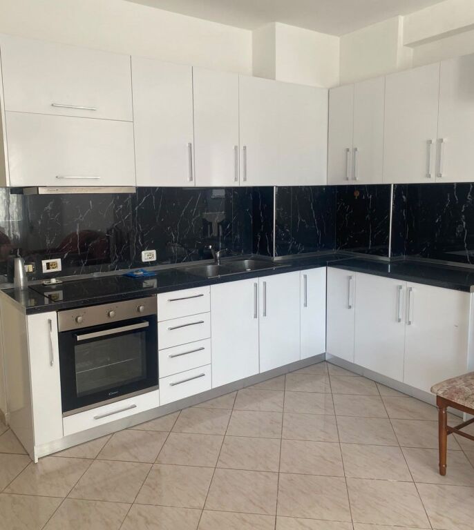 📌SHITET APARTAMENT 2+1 – PALLATET ÇABEJ, MISTO MAME