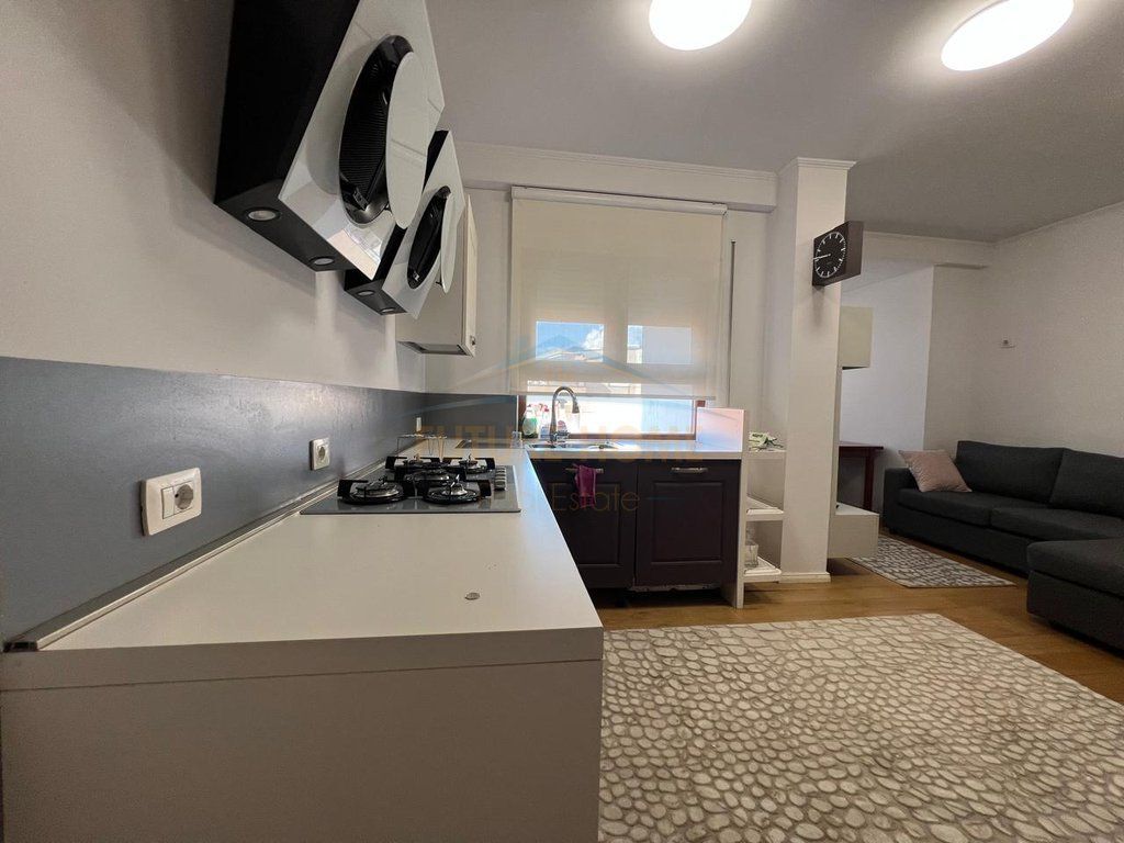 Qera,Duplex + Post Parkimi, Liqeni i Thate, Tirane. PRM71801
