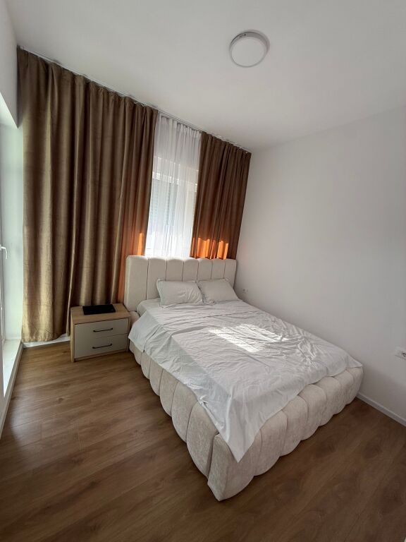 Shitet apartament i mobiluar – Rezidenca Kadiu, Alidemi