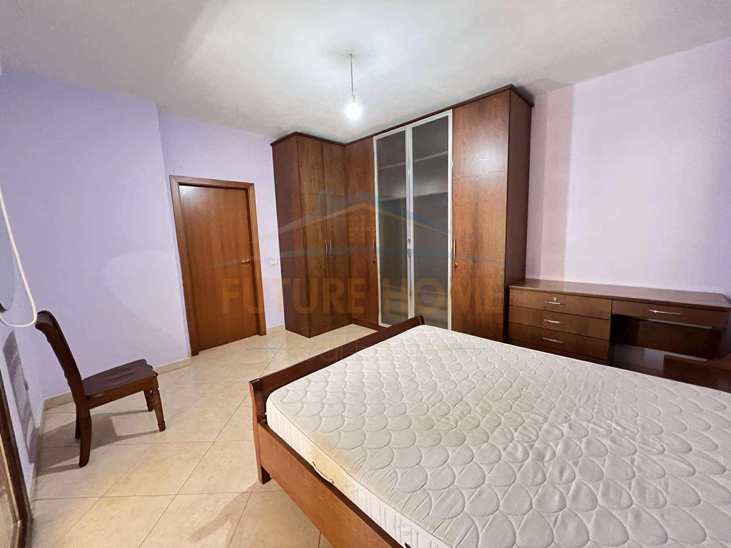 For rent, Duplex, Commune of Paris, Tirana