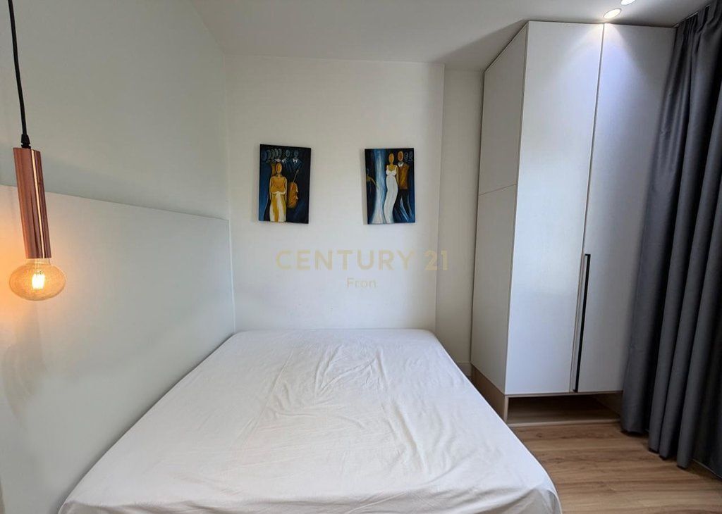 Appartamento 1+1 in affitto – Di fronte a 7 Xhuxhave. 500 € /Mese