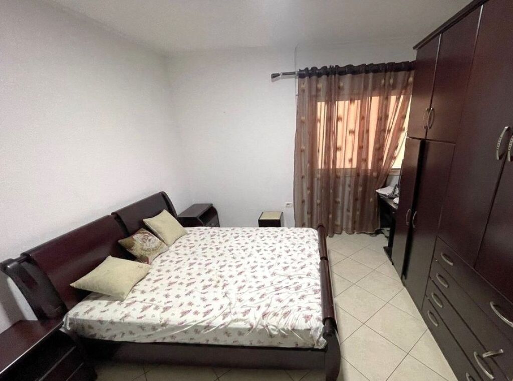 Jepet apartament 1+1 me qera, ne zonen e Ali Demit