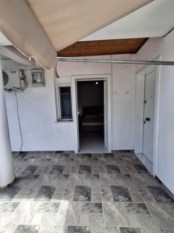 🏡 Monolocale in affitto a lungo termine – Rruga e Re, Vlorë 🌊