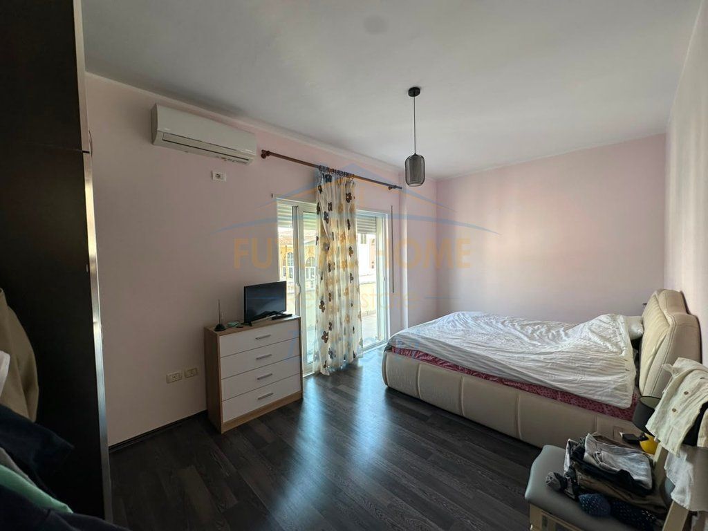 For sale, Apartment 2+1+Veranda, Fresku, Tirana.