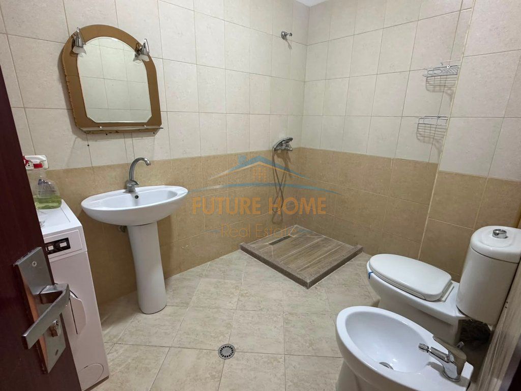 Qira,Apartament 2+1,Unaza Re !